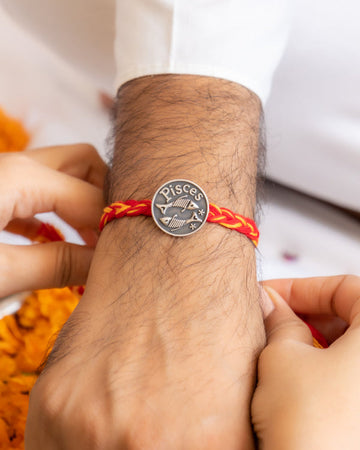 Pisces Zodiac Rakhi in 92.5 Silver – Personalized Astrology Rakhi for Brother