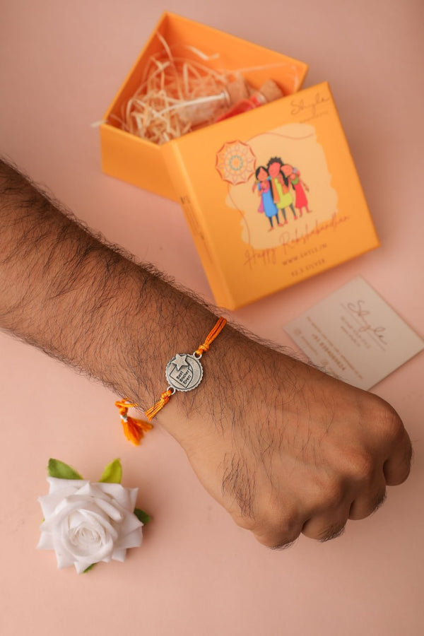 Best Brother Ever Silver Rakhi – Tied with Love and Packed in Festive Gift Box